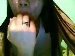 Spoiled and shameless hoe loves finger her smooth twat on cam