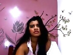 Long haired chubby webcam Indian nympho shows off her big booty